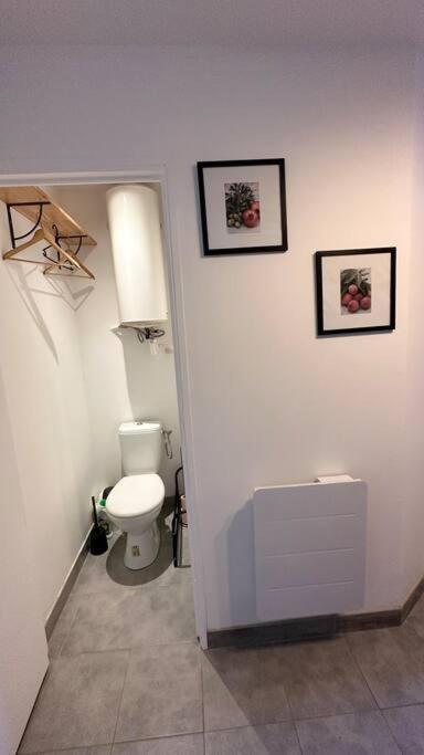 Studio En Ville เนอแวร์ ภายนอก รูปภาพ